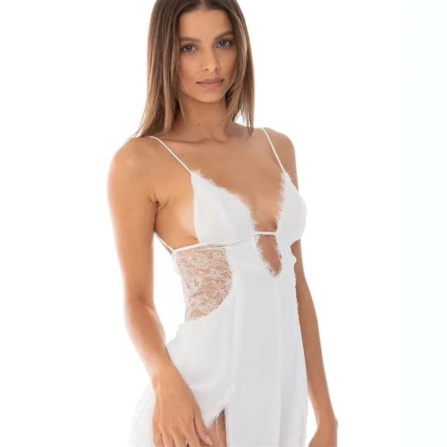 9fbe84fa-059e-42a5-a9de-5bee75b3f4f7 BABY DOL PORTADA BLANCA